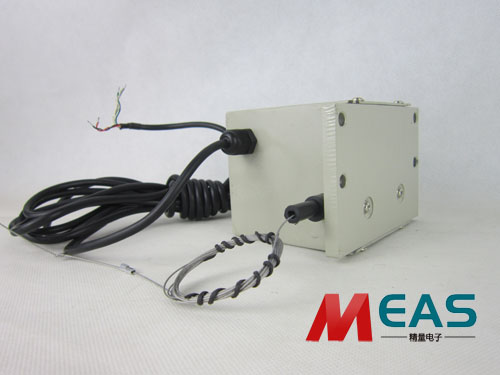 ����λ�Ƃ�������(du��)���x�Ĝy(c��)����ͨ�^(gu��)�C(j��)е��(d��ng)���D(zhu��n)�Q�����̖(h��o)����ʽ